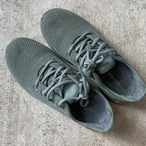 Allbirds succulent size 8